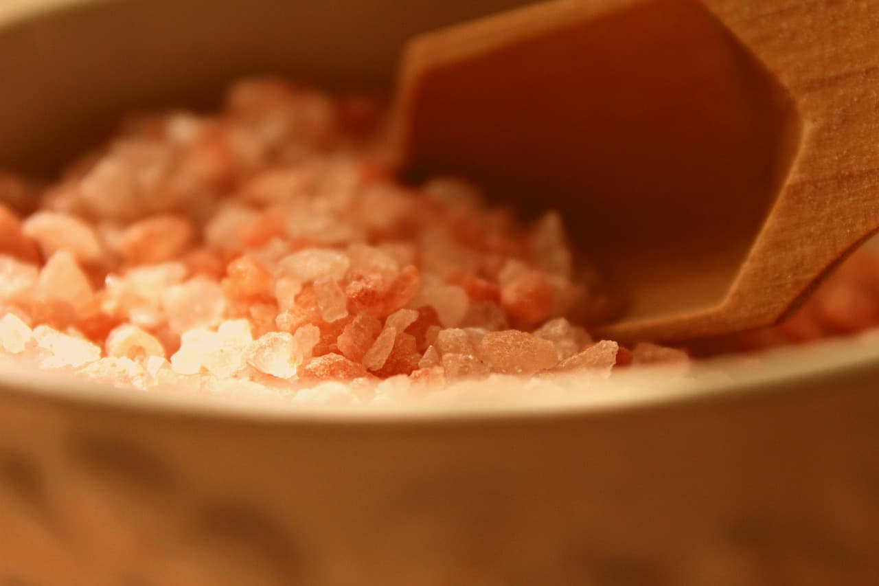 pink Himalayan salt